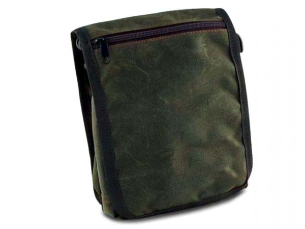 PAW of Swedens Messenger Bag Classic  waxed cotton olive in the group Hunting / Game bags/Bags and more / Messenger bags at PAW of Sweden AB (606WCO)