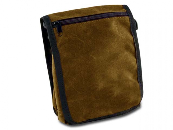 PAW of Swedens Messenger Bag Classic waxed cotton nougat in the group Hunting / Game bags/Bags and more / Messenger bags at PAW of Sweden AB (606F)