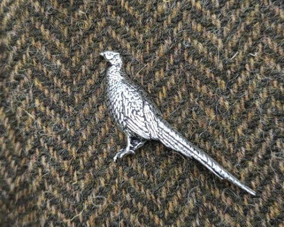 Brooch Pheasant 3 in the group The Handler / Hunter / Brooches at PAW of Sweden AB (XB02)